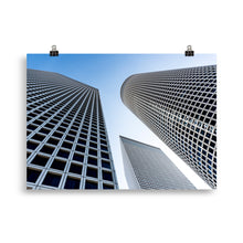 Load image into Gallery viewer, High in the sky